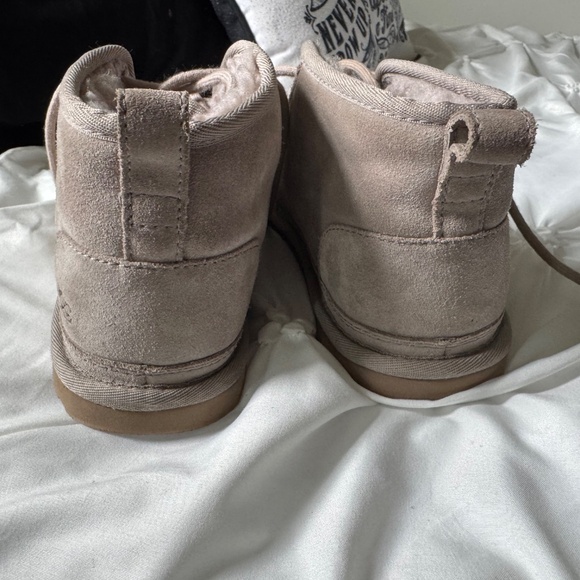 Ugg Niemeyer Chukka Boot W8 - Picture 3 of 6